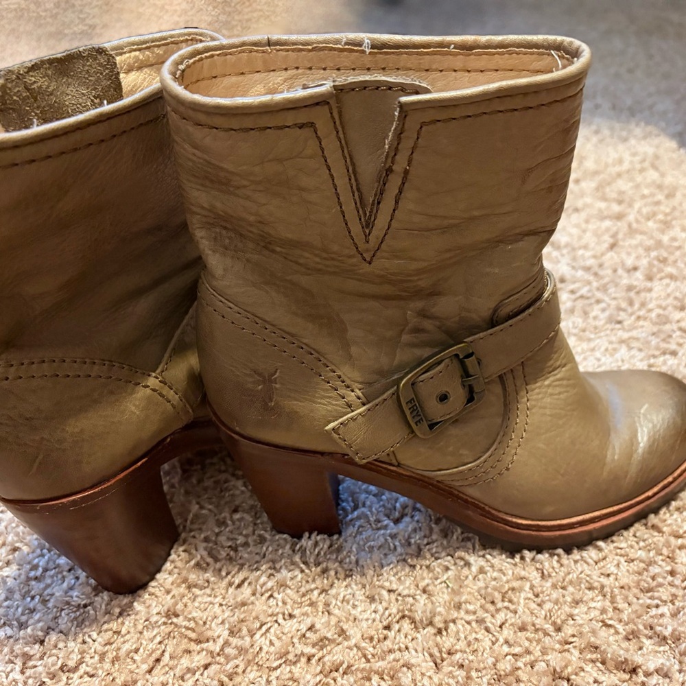 Frye Light Brown Leather Footwear - Picture 3 of 8